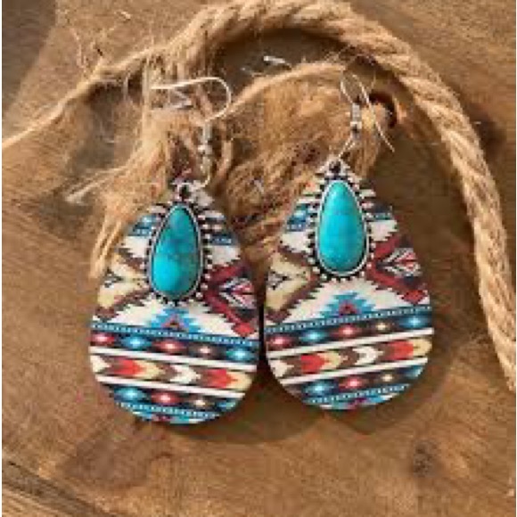 Southwestern Style Mixed Media Drop Earrings - Picture 4 of 8